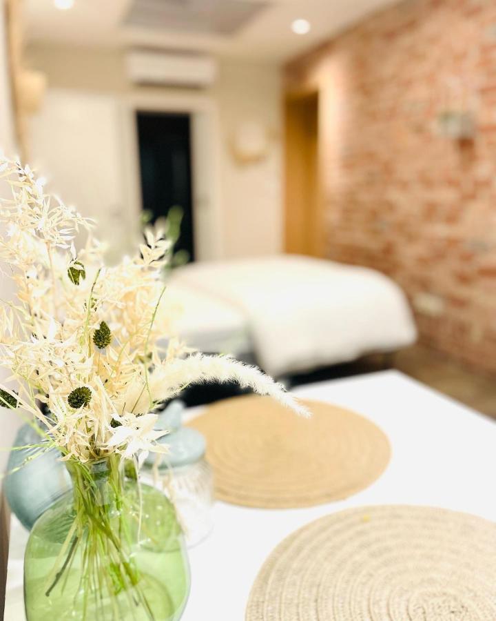 La Petite Halte Bed and Breakfast Comines-Warneton Εξωτερικό φωτογραφία
